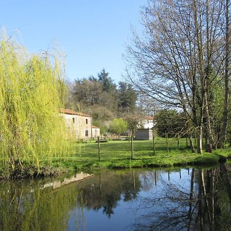 Chambres D'Hotes De La Templerie-Moulin Bazoges-en-Paillers Extérieur photo